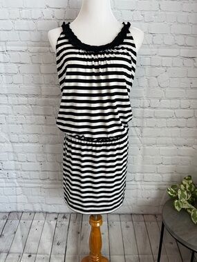 Black & White Striped Sleeveless Dress